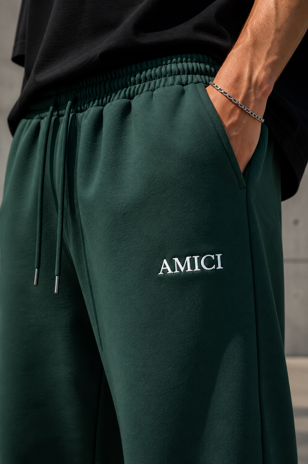 AMICI Premium Sweatpants – Forest Green