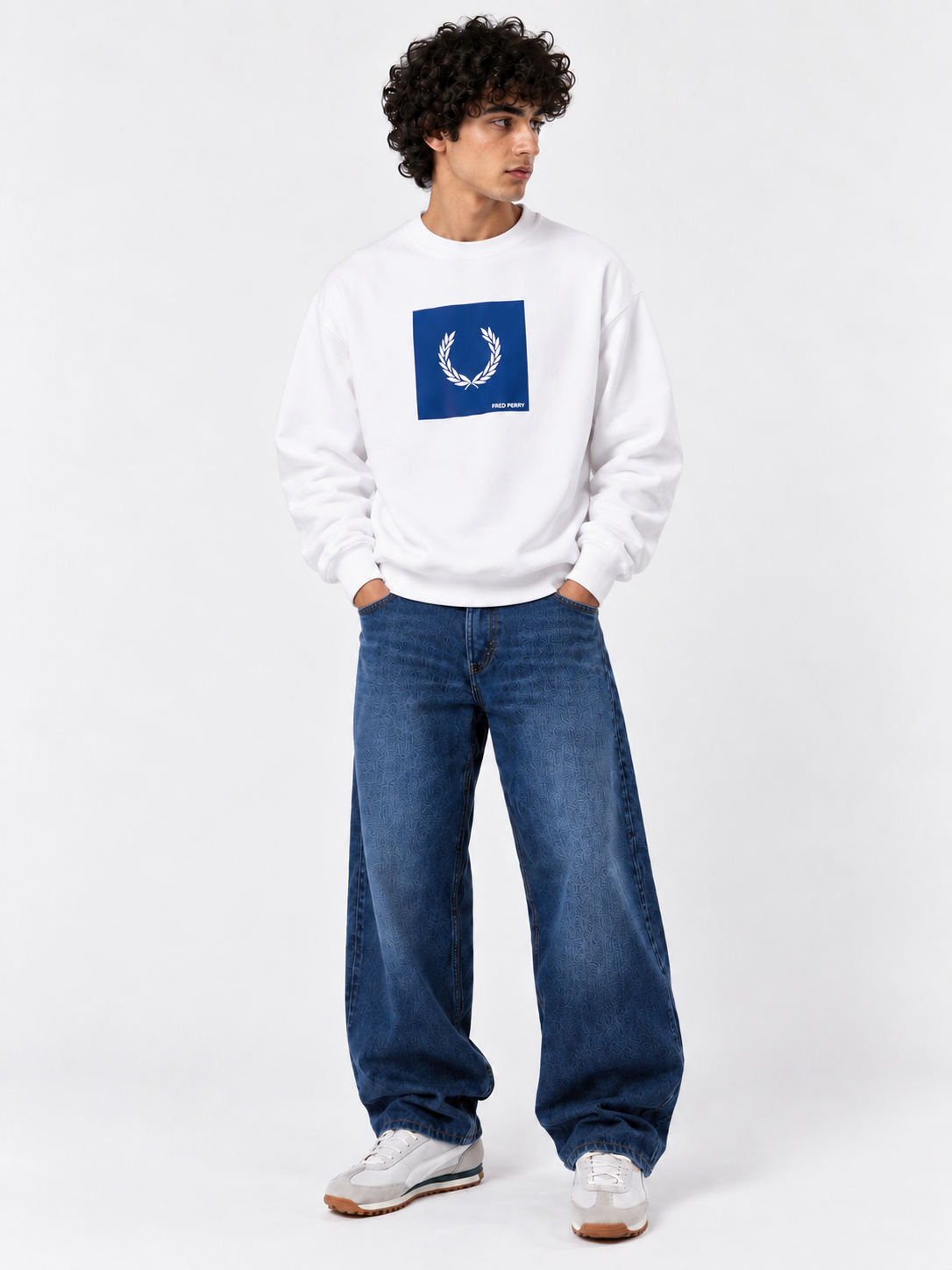 FRED PERRY White Graphic Crewneck Sweatshirt