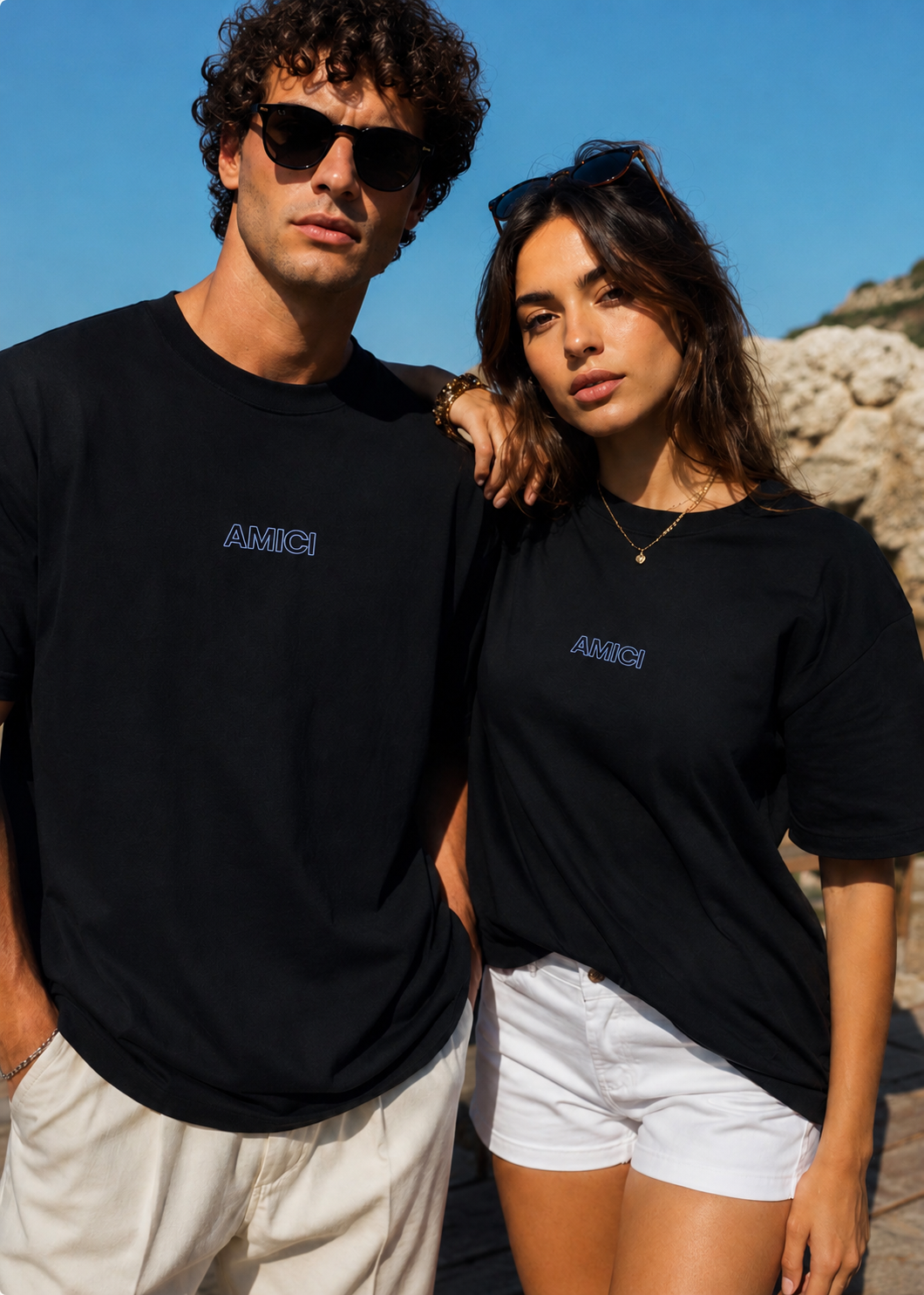 AMICI Signature Outline Oversized T-Shirt – Black