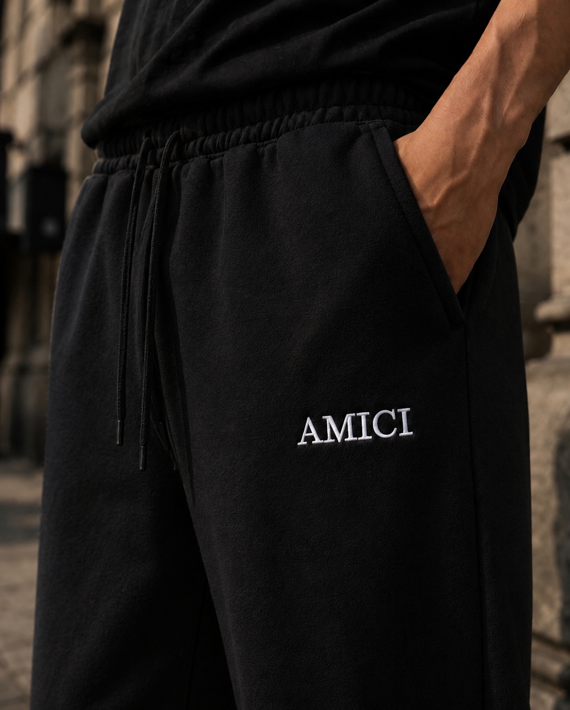 AMICI Premium Sweatpants – Black