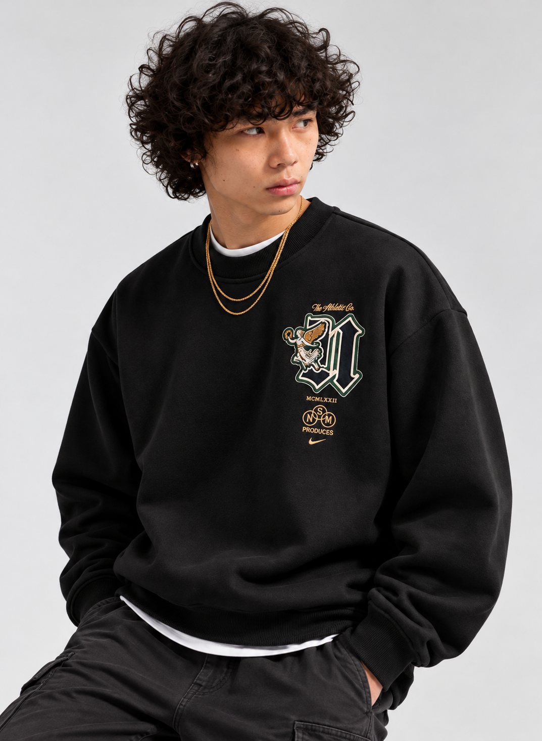 Nike Black Heritage Graphic Crewneck – Limited Edition