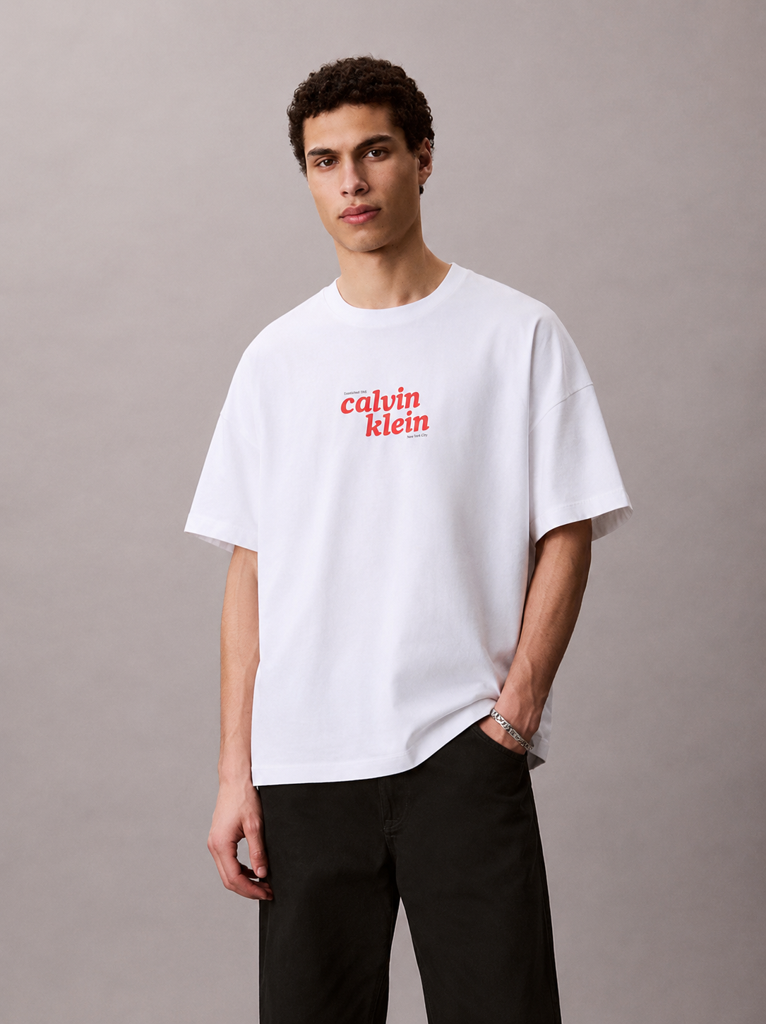 Calvin Klein Minimal Logo Oversized Tee – White