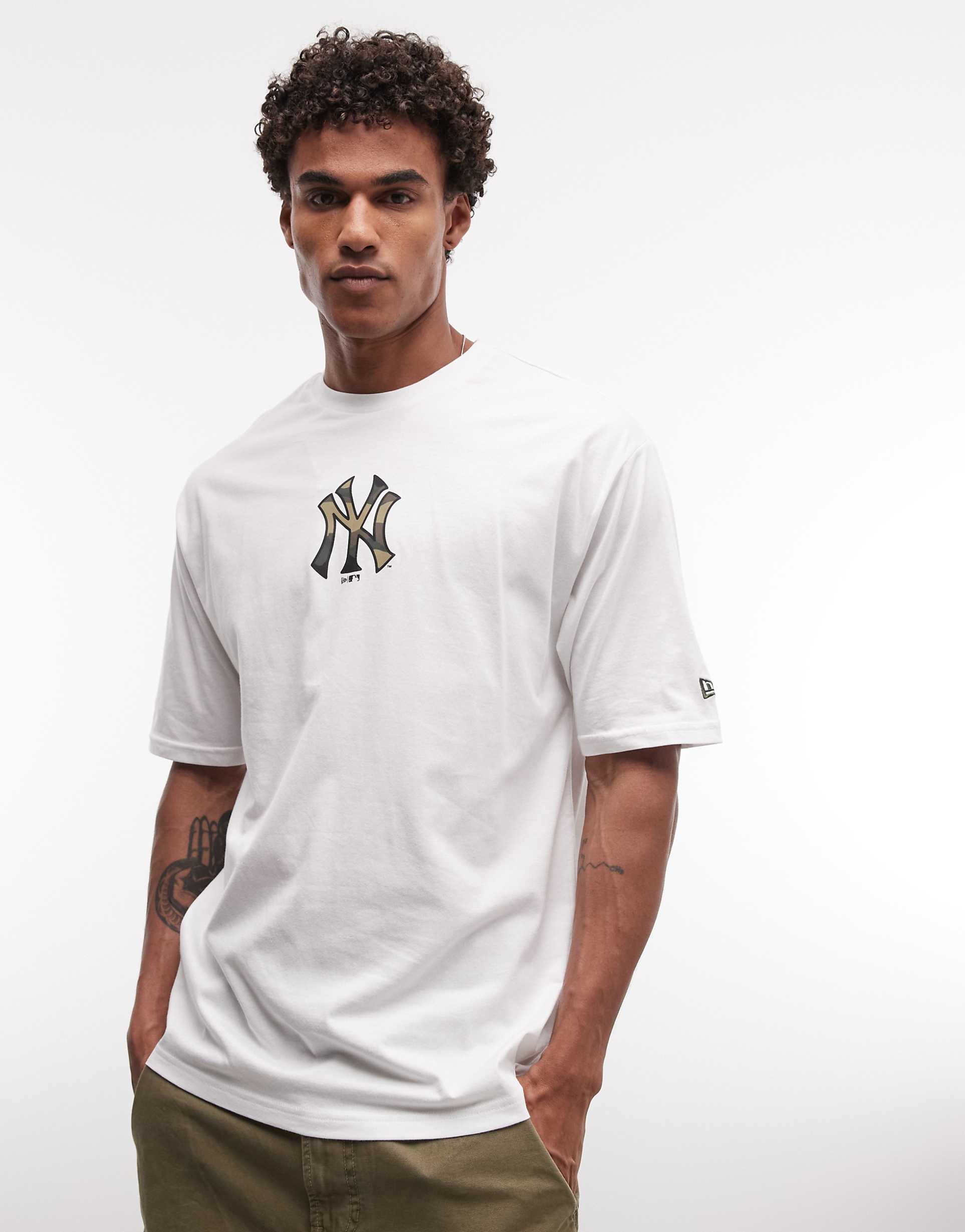 NY Camo Logo Oversized Tee – White