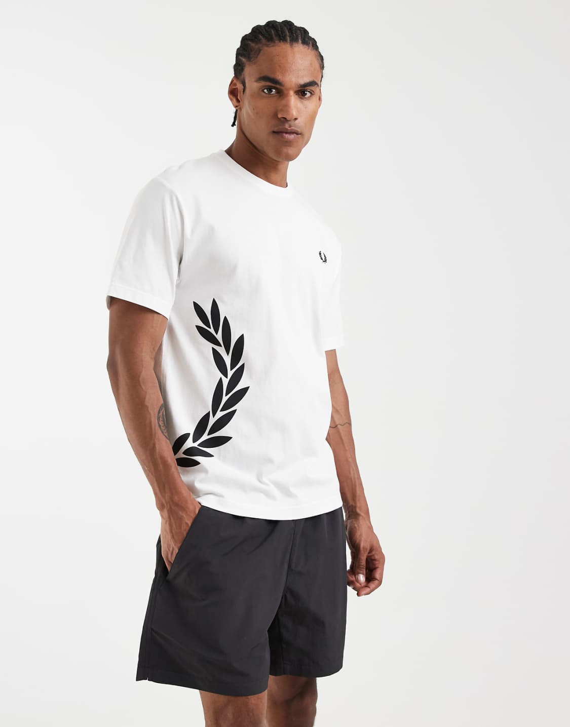 Fred Perry Side Laurel Oversized Tee – White/Black