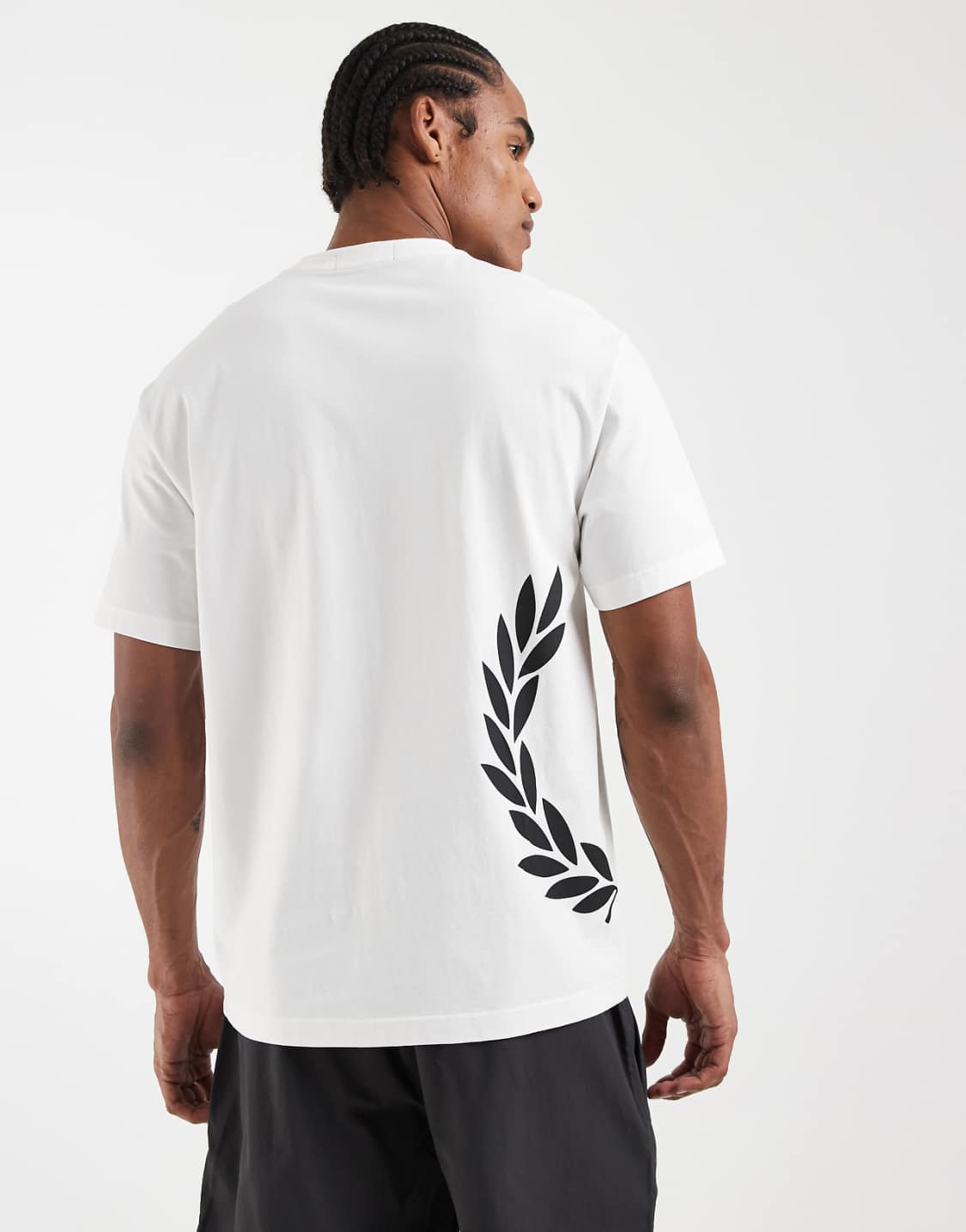 Fred Perry Side Laurel Oversized Tee – White/Black