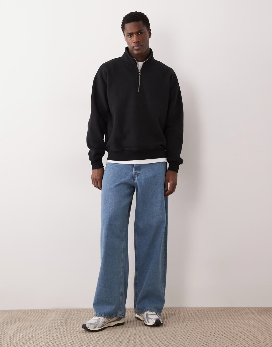 AMICI Black Quarter-Zip Sweatshirt – Winter Collection