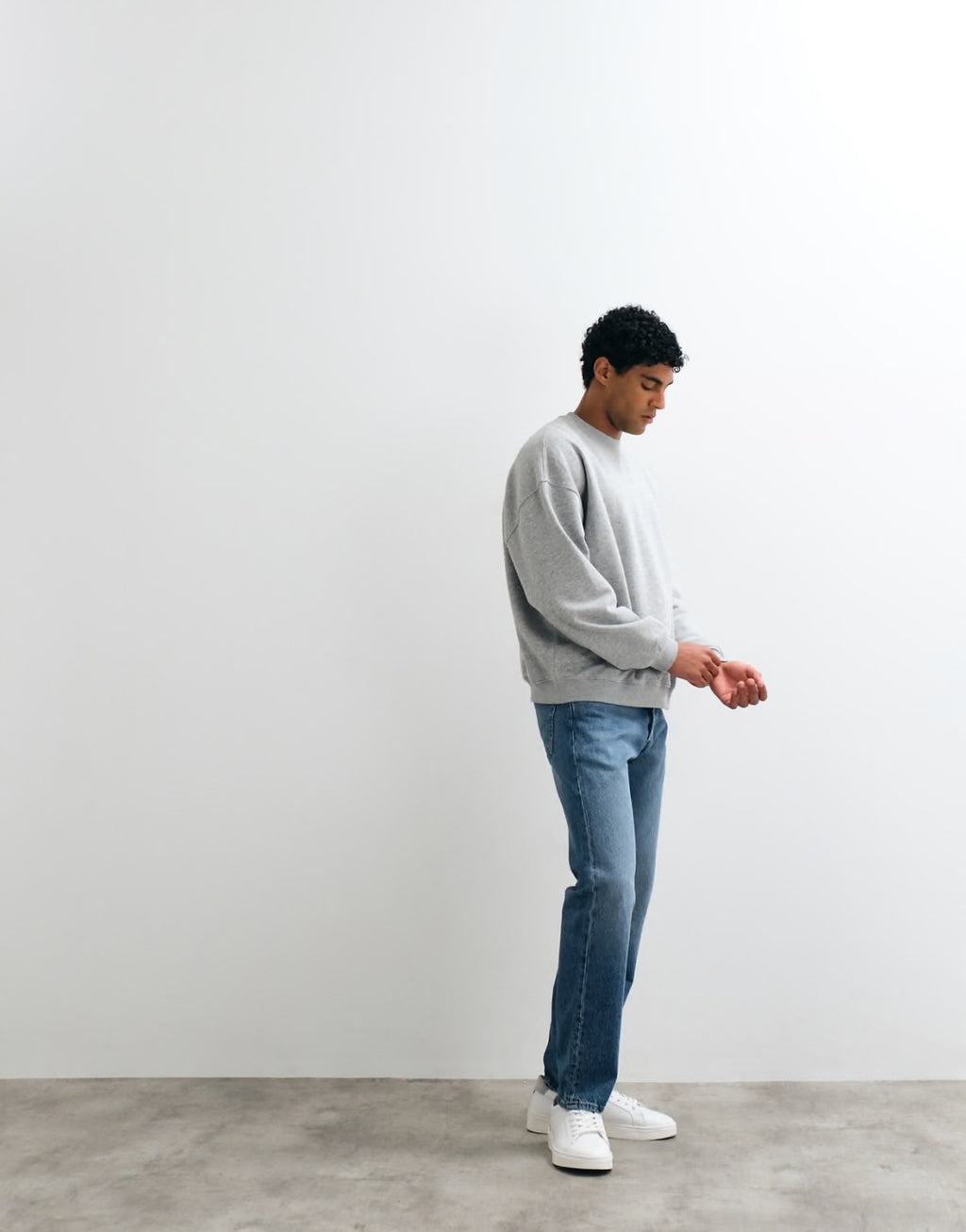 AMICI Grey Crewneck Sweatshirt – Winter Collection