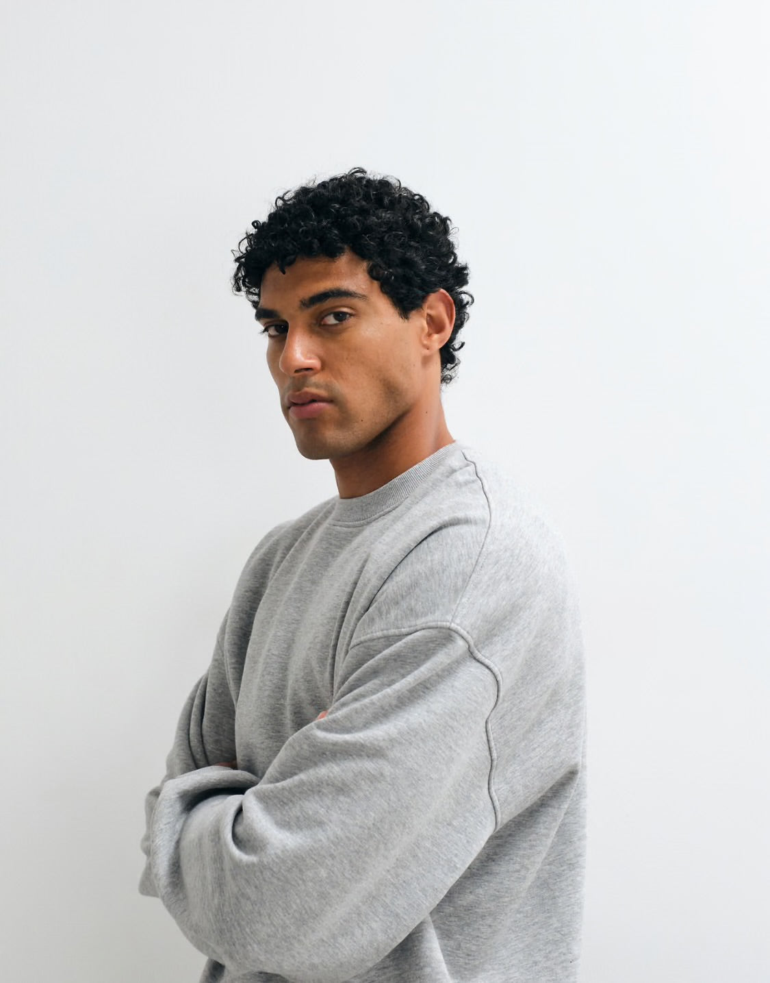 AMICI Grey Crewneck Sweatshirt – Winter Collection